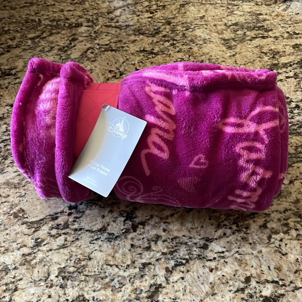 Disney Princess fleece throw - Picture 11 of 11